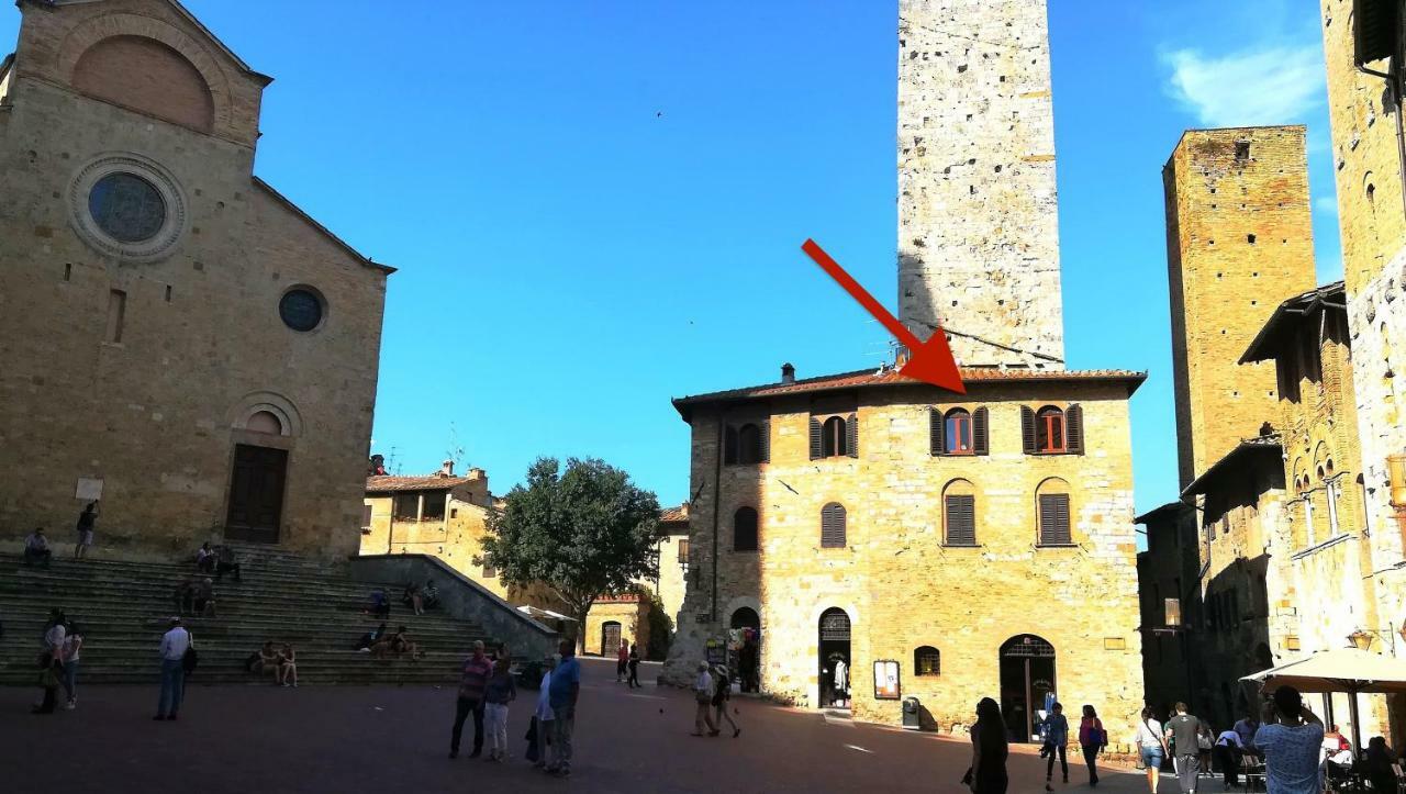 Sangi Studio Apartment - With Amazing View Of The Duomo San Gimignano Exterior foto